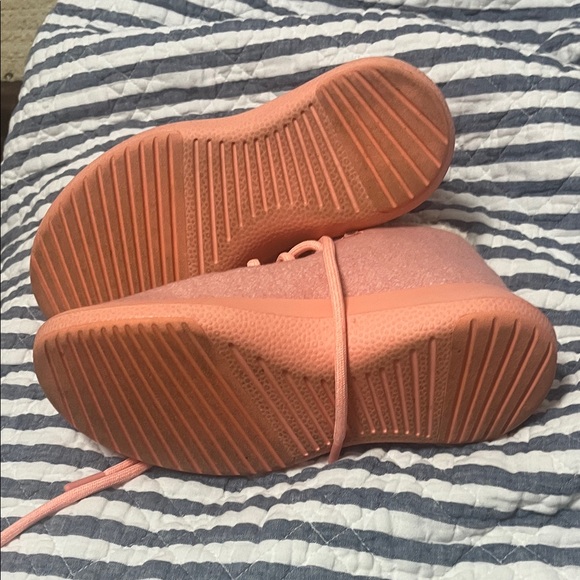 Allbirds Pink Fleece-Lined Sneakers - Picture 4 of 5